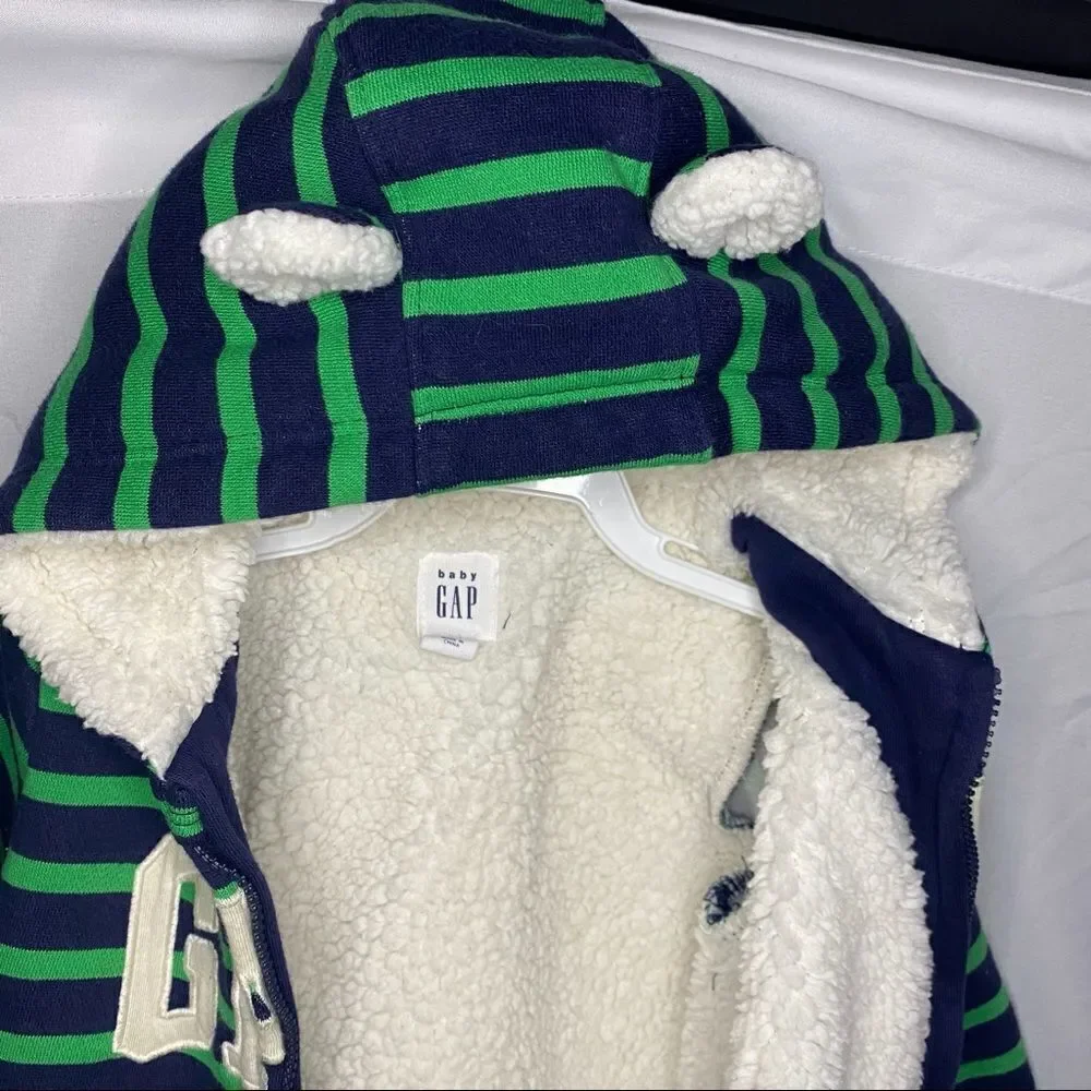 Baby Gap Hooded Onsie Size 6-12months